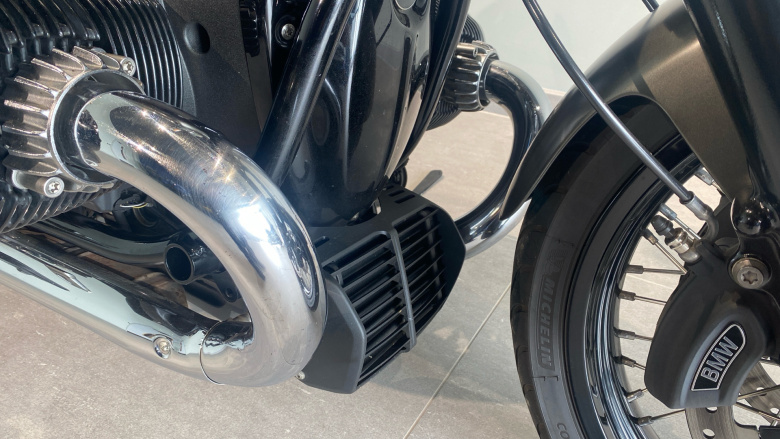 BMW R18 First Edition